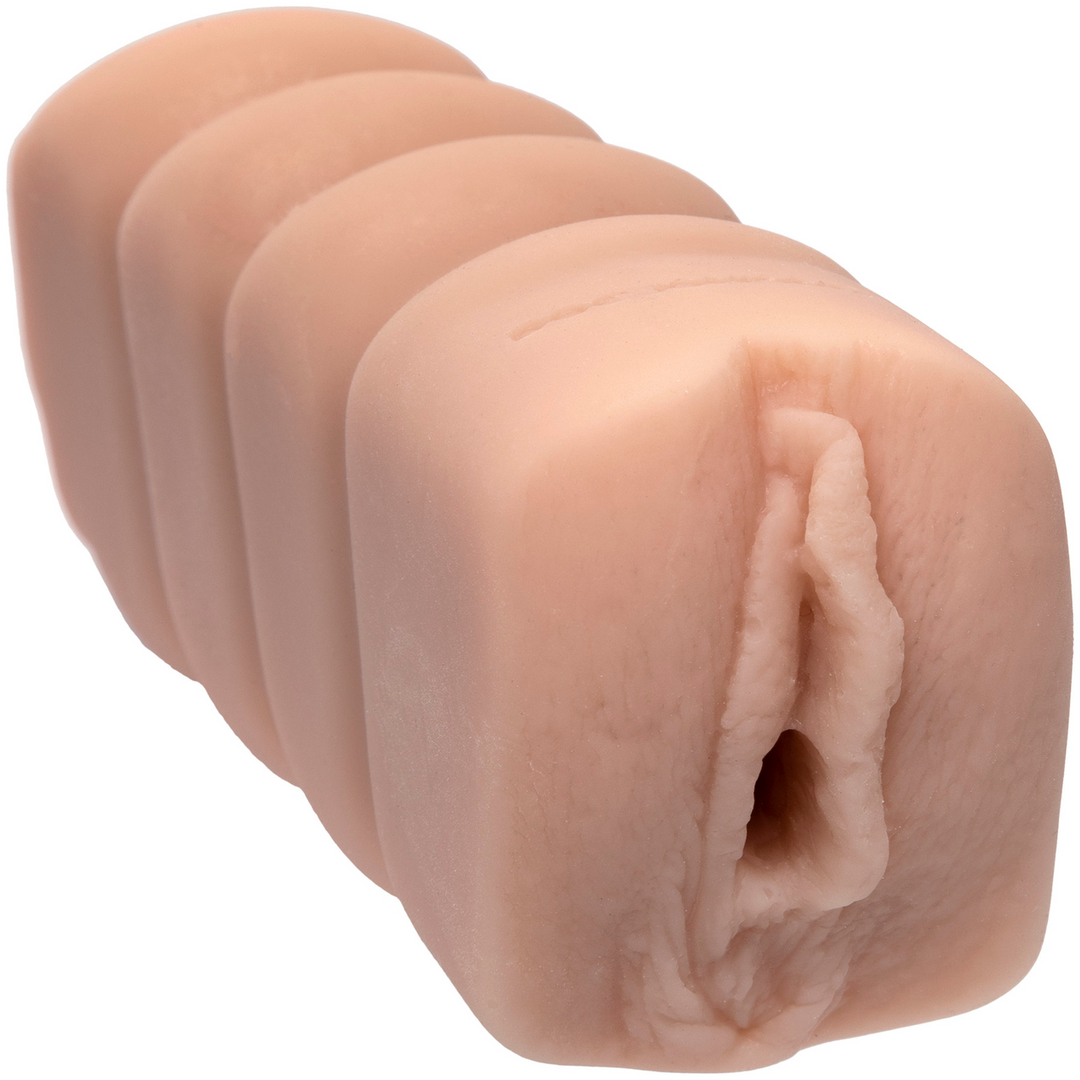 Ashton Moore – ULTRASKYN Pocket Pussy Masturbator