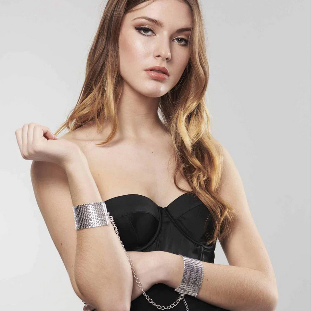 Desir Métallique – Metalen Gaas Handboeien