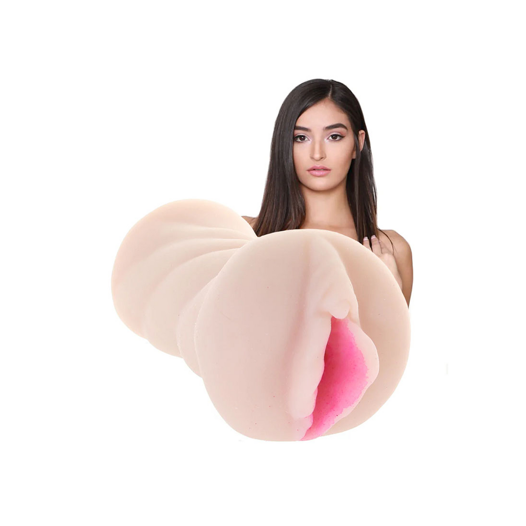 Emily Willis – Pussy Masturbator