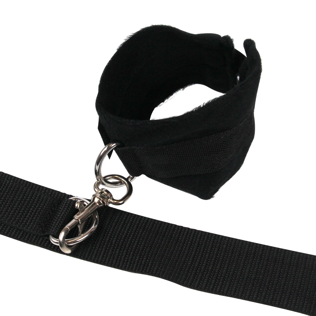 Over de Deur Bondage Kruis – Zwart
