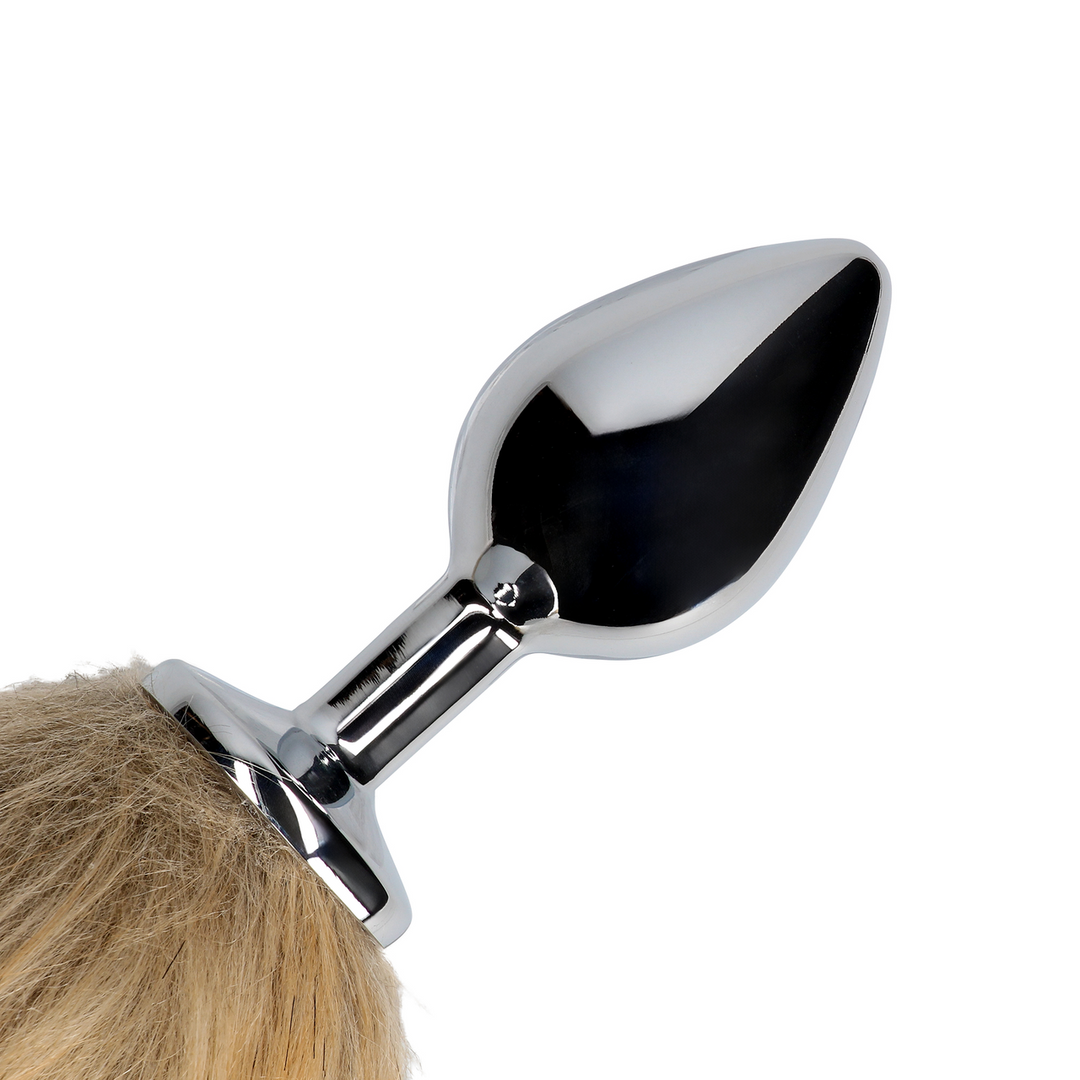 Vossenstaart met metalen buttplug