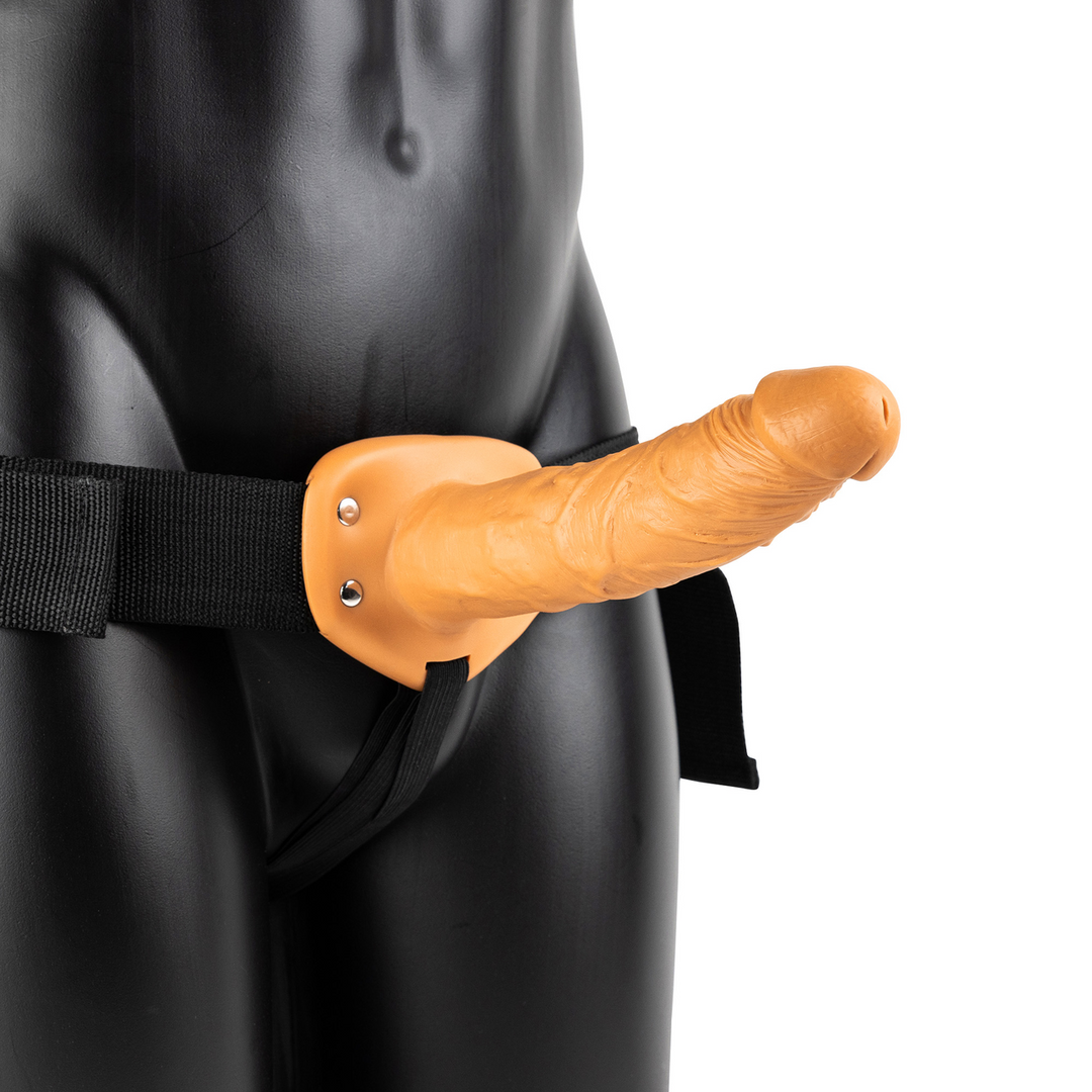 Hollow Strap-On without Balls – 8 / 20,5 cm