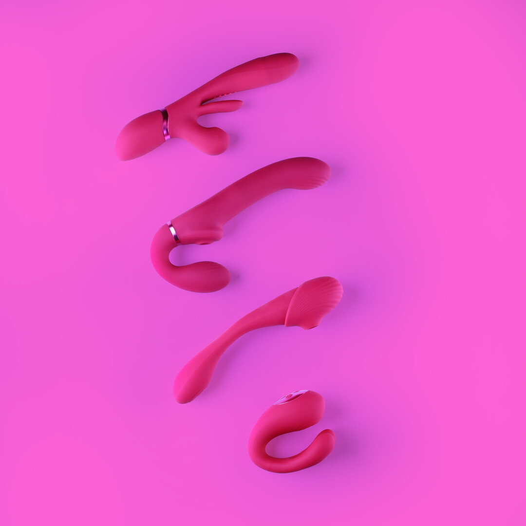 Ai - Dual Vibrating Air Wave Tickler Strapless Strapon